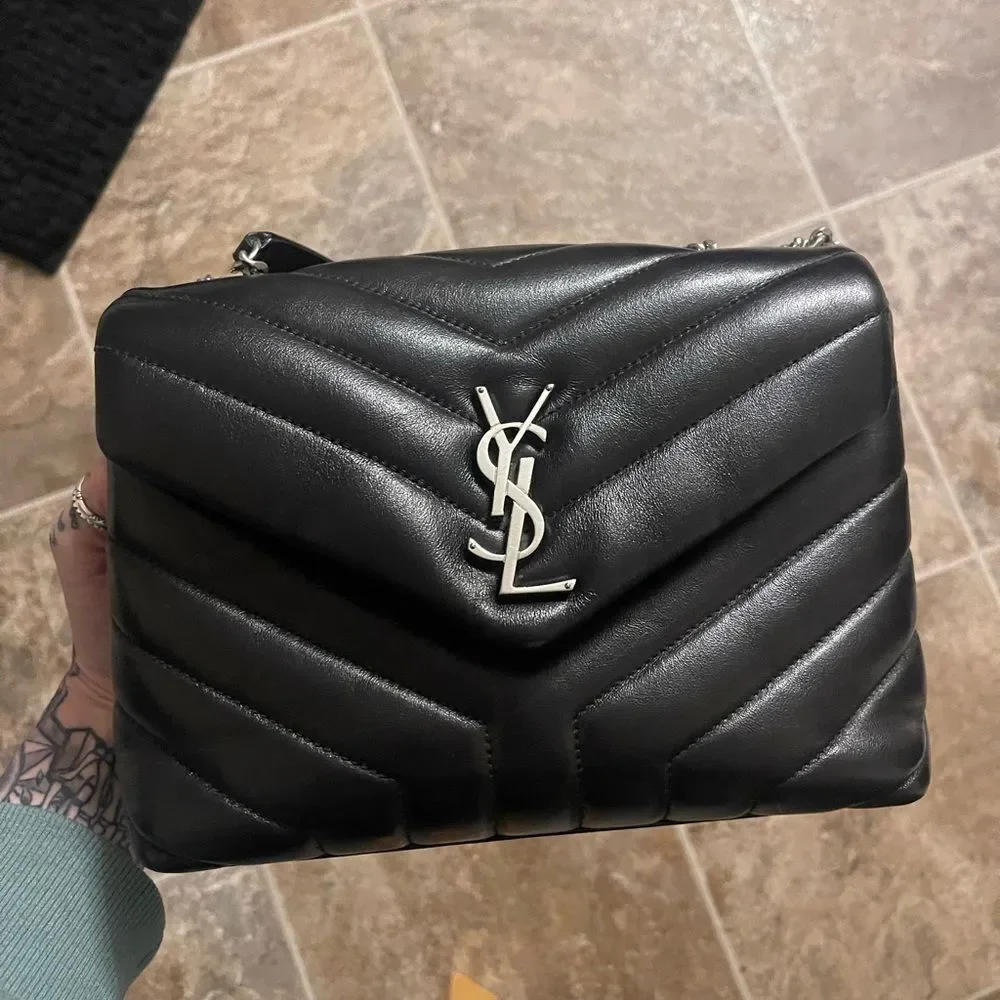 YSL Black LouLou - Picture 8 of 13